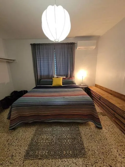 Jb23 Apts 4 Bedroom Apt Near Airport location